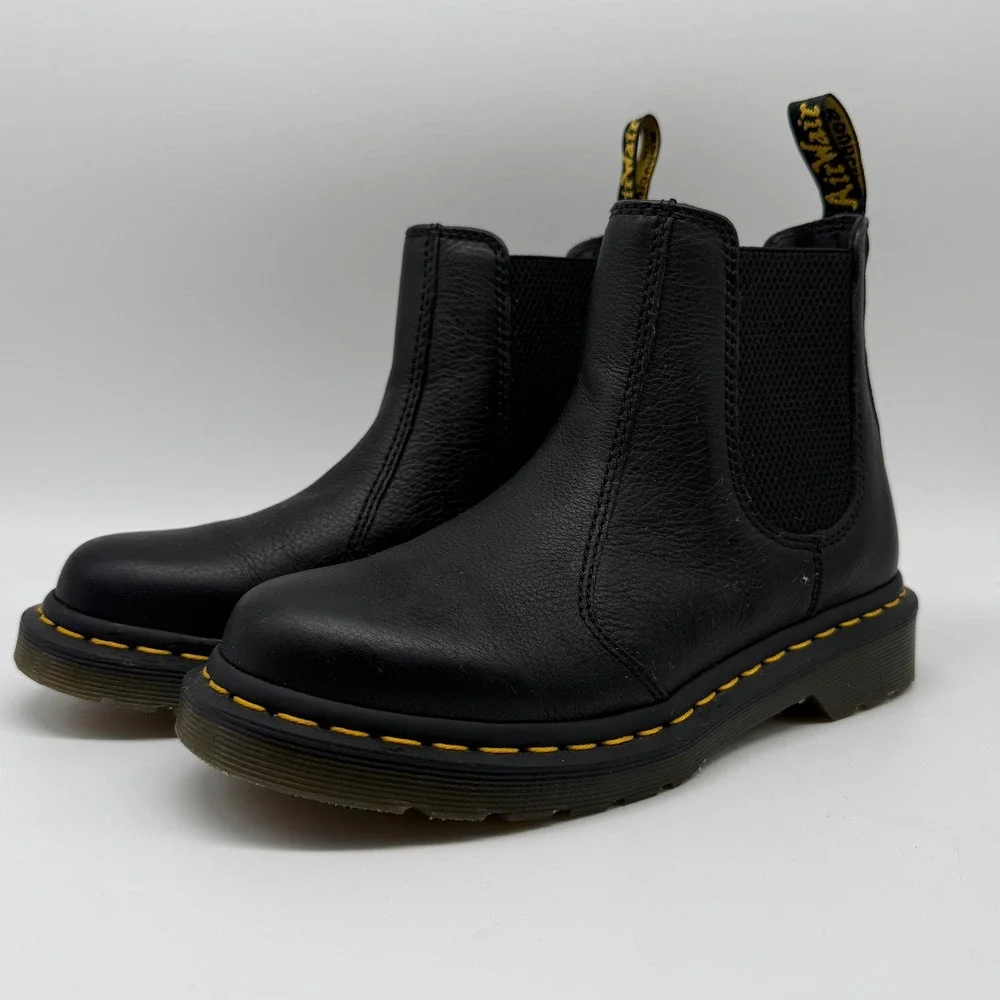 Dr Martens 2976 Chelsea Boots Mens 6 Black Pebbled Leather Stitch Slip On